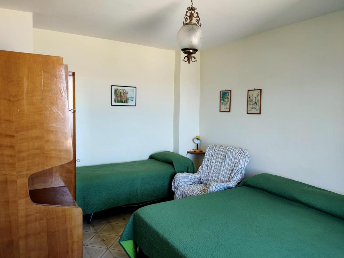 Gli Ulivi Agriturismo Сант'Анджелло Экстерьер фото